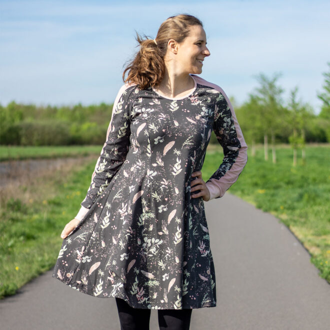 Sweatkleid und Tunika Hanka, Größen 32 - 60 – Bild 8